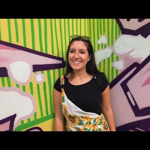 Meet your Posher, Evelyn